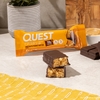 Quest Nutrition, протеиновый батончик, хрустящий шоколад и арахисовая паста, 12 батончиков по 54 г (1,9 унции)