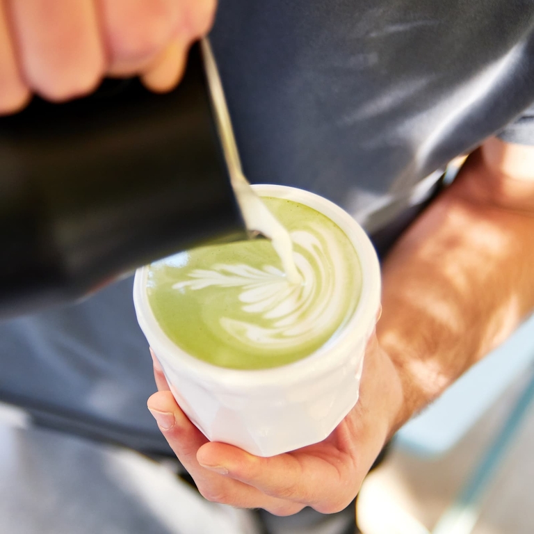 Kuli Kuli, Organic Superfood Latte, матча с морингой, 96,6 г (3,41 унции)