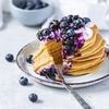 Simple Mills, смесь с миндальной мукой для приготовления панкейков и вафель, оригинальная, 303 г (10,7 унции)